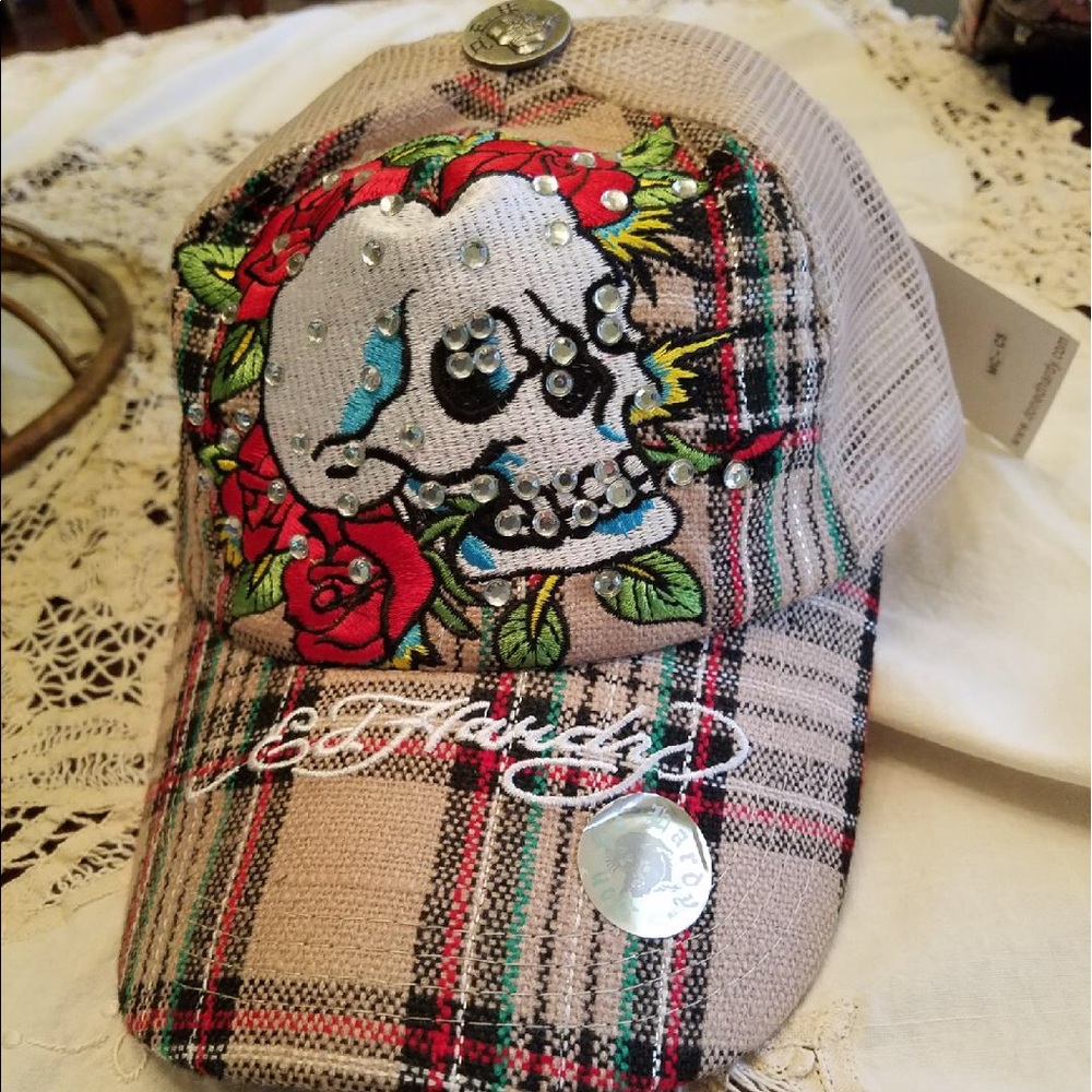 NEW!! Ed Hardy SnapBack hat